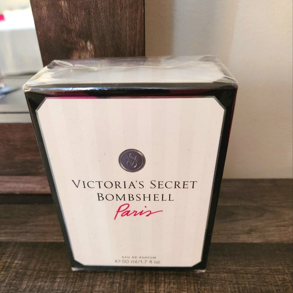 VS Bombshell Paris
